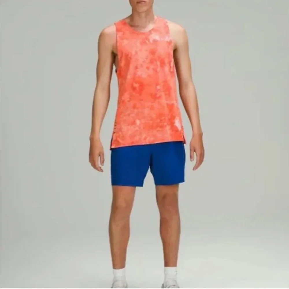 J2 Lululemon‎ Men's Large Orange Always Agile Tank Spray Dye